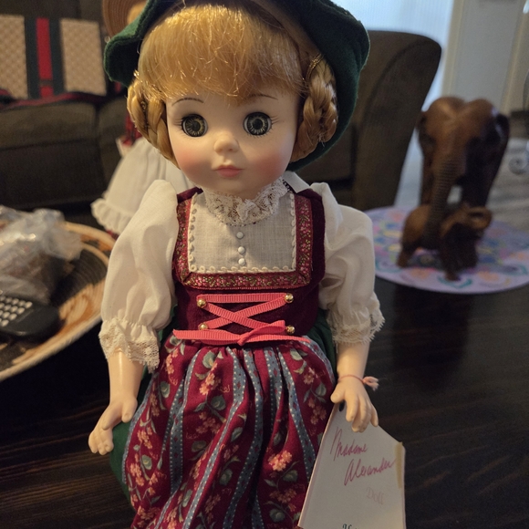 Vintage Madam Alexander Dolls. 5 Dolls - Picture 4 of 16